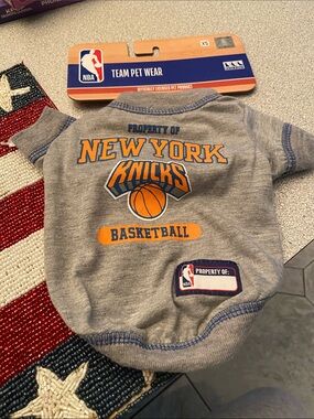 NBA New York Knicks Gray and Orange Pet Tee